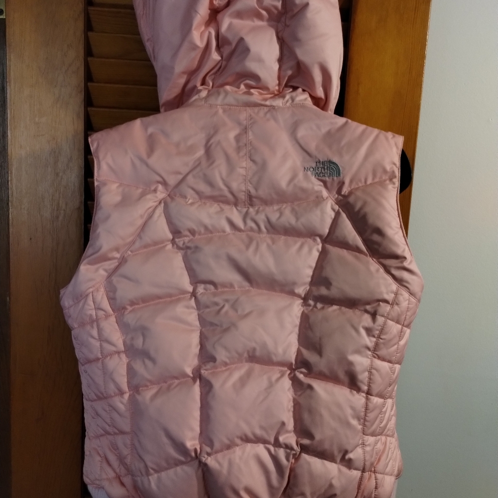 The North Face Women's Pink Puffer Vest - Picture 5 of 8
